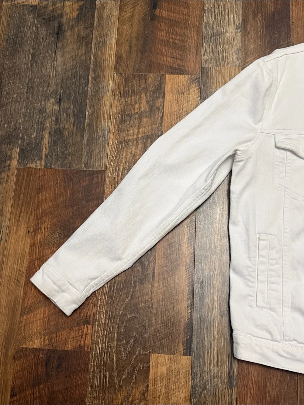 7 For All Mankind White Denim Trucker Jacket Medium Classic Button Front